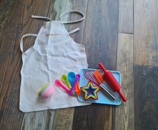 toy kitchen utensils