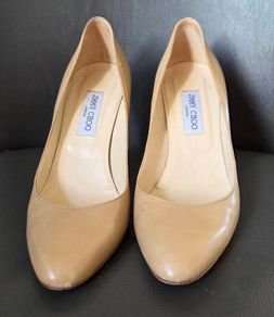Jimmy Choo 41 pumps heels beige