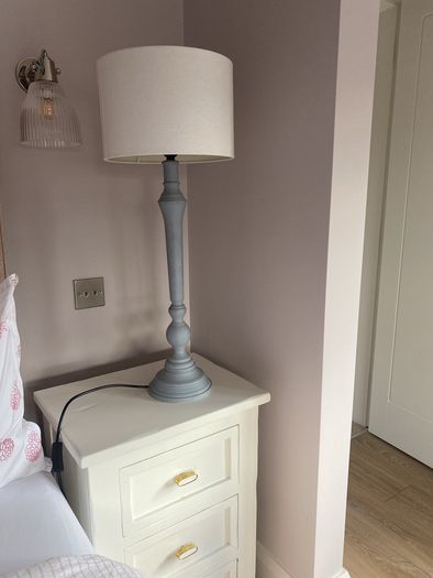 2 lamps