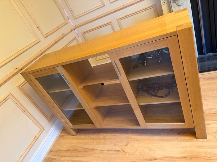 Tv cabinet