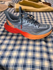 hoka speedboat 5 vibram sole size UK 6