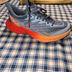 hoka speedboat 5 vibram sole size UK 6