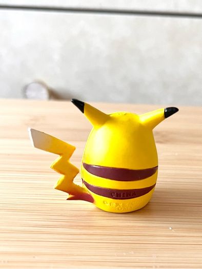 Vintage TOMY Pokemon Pikachu Figure CGTSJ 1990s Gen 1 Airbrushed Tail
