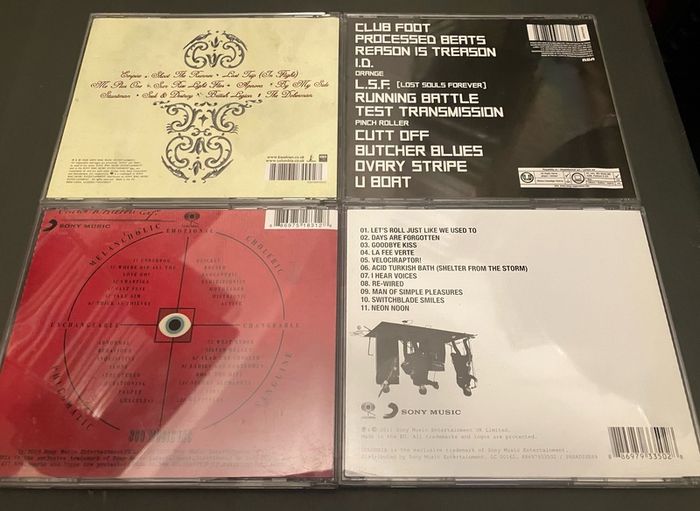 a kasabian  CD  Selection