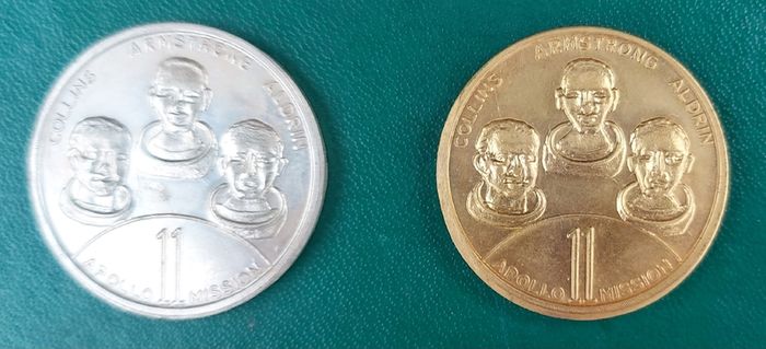 Apollo 11 1969 Moon Landing Coins In Extremely Fine Condition