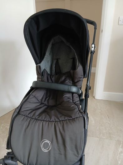bugaboo bee 6 with new born bassinet cocoon and footmuff