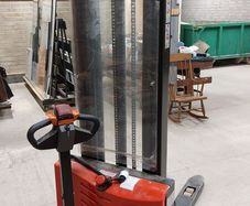 Electric Pallet Stacker, Hangcha CDD15  1.5T 3.5m Lift Forklift