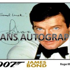 James Bond - Roger Moore Autograph