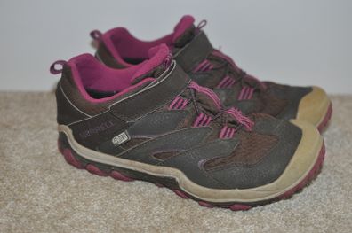 MERRELL waterproof outdoor shoes girls trainers size EUR 35, UK 3