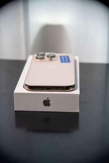 iPhone 16 Pro 256GB - No eSIM version