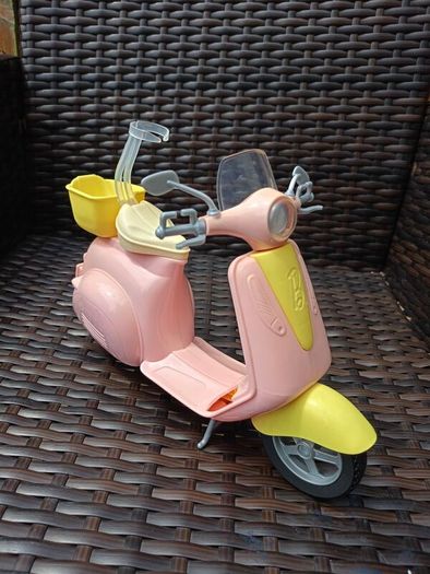 Barbie Scooter