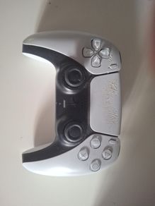 Broken ps5 controllers