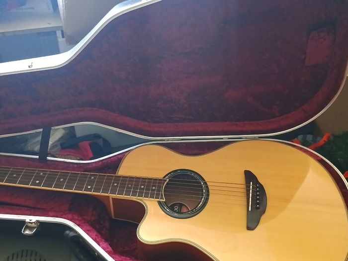 Yamaha Left Handed Guitar