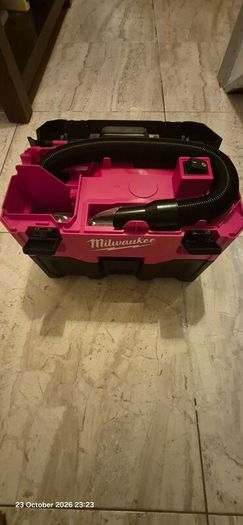 Milwaukee M18 VC2 Hoover