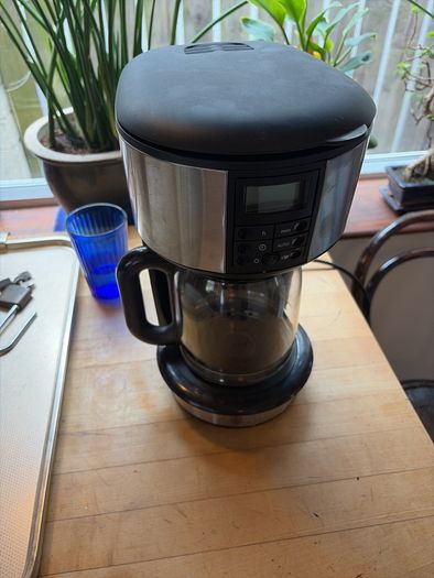 Russell Hobbs Buckingham Filter Coffee Maker in Stainless Steel (Model 20680)