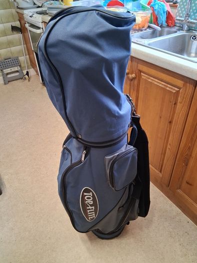 Mens golf clubs .