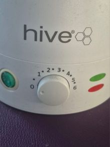 Hive wax warmer