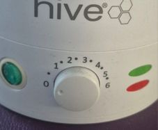 Hive wax warmer