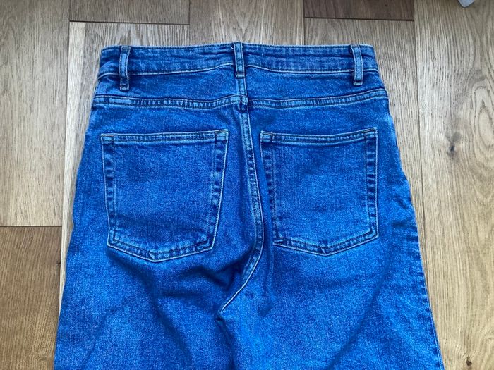 Jeans size uk 6