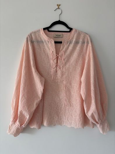 Mos Mosh Yen Anglaise Tie Top