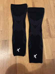 Full leg compression sleeves