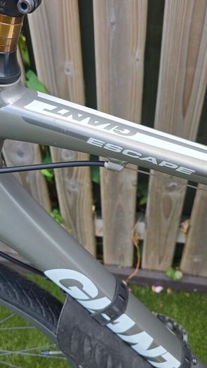 Giant Escape hybrid bicycle Large