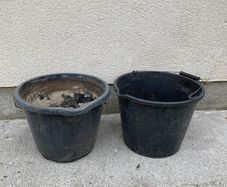 2 x Buckets