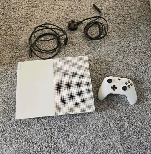 Xbox and Tv