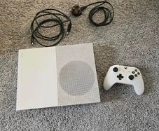 Xbox and Tv