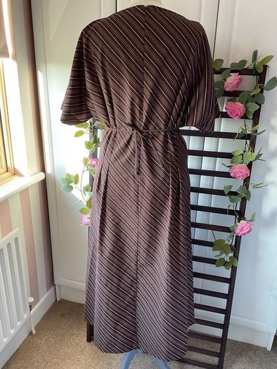 dress brown striped cotton dress with pockets size 12