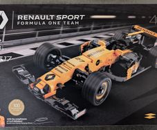 LEGO Renault F1 RS17 Super Limited Edition Big Set