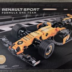 LEGO Renault F1 RS17 Super Limited Edition Big Set