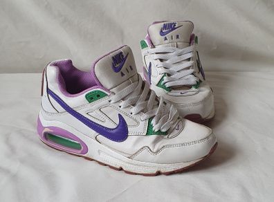 nike air max skyline 2012 size 5 white leather in good condition