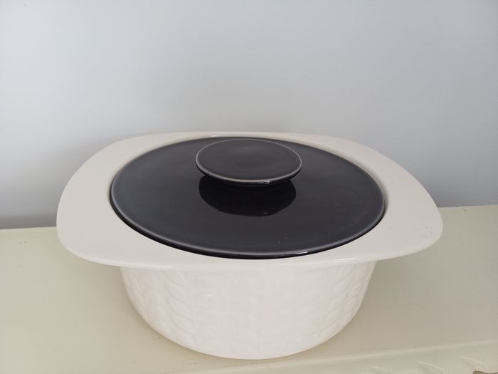 orla Kiely Casserole