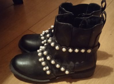 Womens boots
