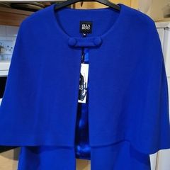 BNWT - Ella Boo Twin Button Cape UK 14-18