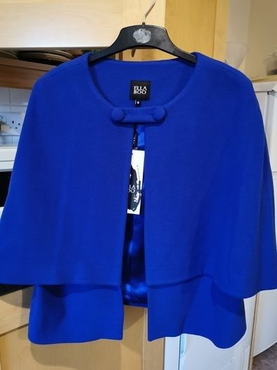 BNWT - Ella Boo Twin Button Cape UK 14-18