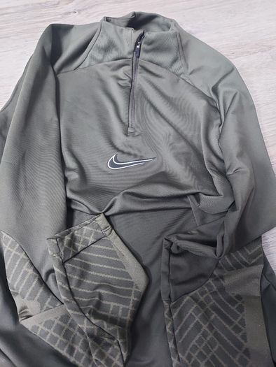 Training top Nike size S