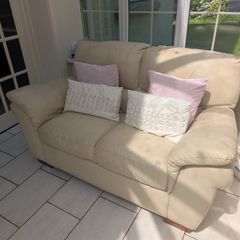 Ultra-Comfortable 2-Seater and 3-Seater Cream Leather Sofa (Well-Loved / Fair Condition)