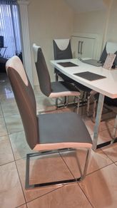5 kitchen chairs