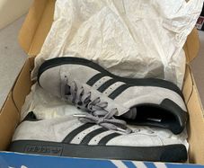 Adidas Forest Hills - size 9