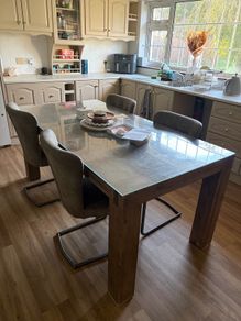 table and chairs