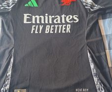 arsenal players jersey