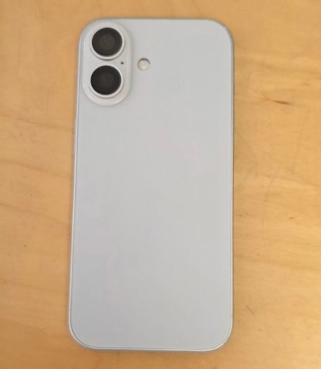 iPhone 17 Dummy White