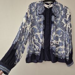 H&M Blue Paisley Patterned Long Sleeve Button Down Blouse L