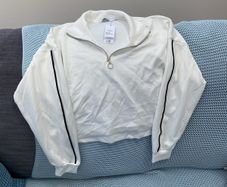 womens sports top