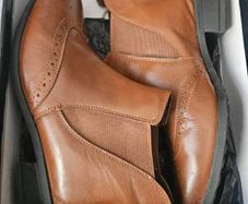 Size 6 Tan wider fit boots