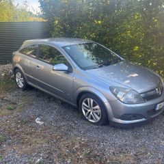 08 Opel Astra breaking parts