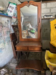 Free display cabnet