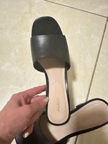 Aldo leather sandals size5